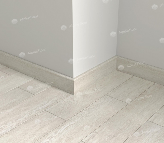 Напольный плинтус Alpine Floor Голубой Лес SK 13-9